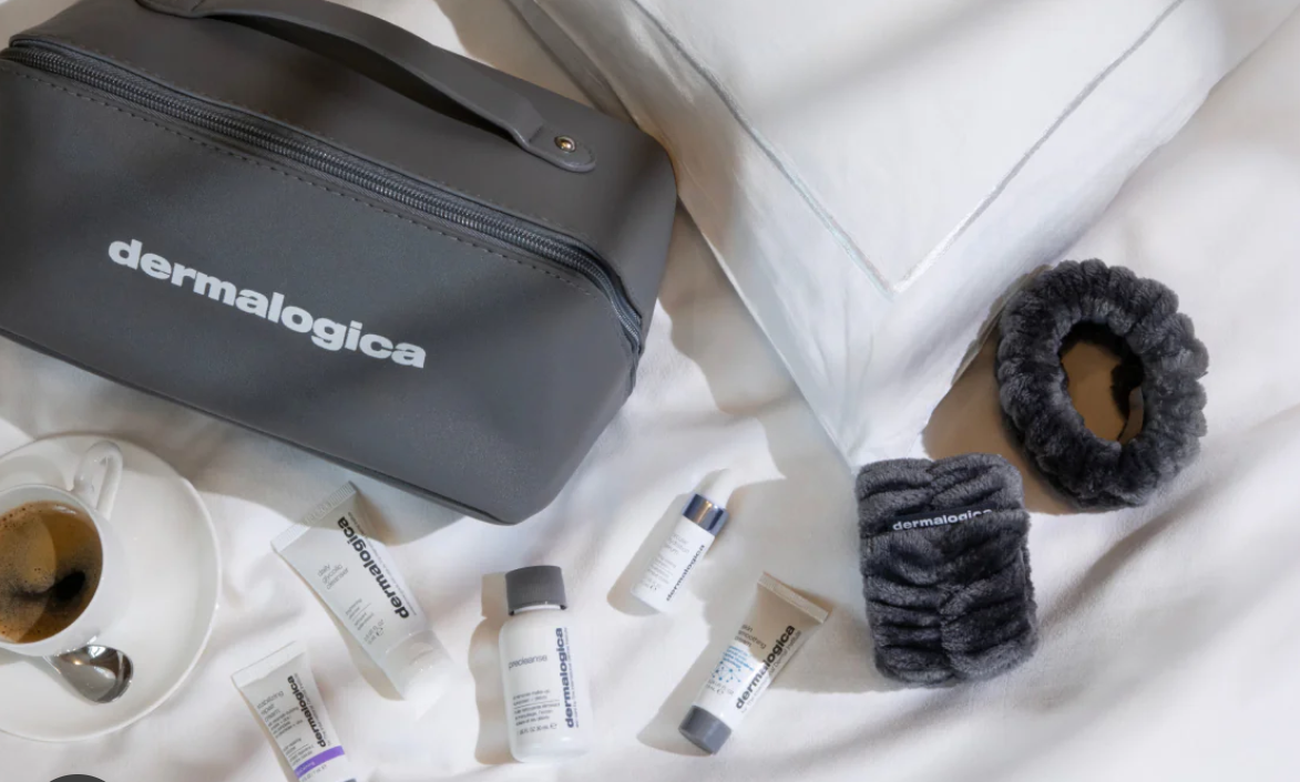 Dermalogica wash bag + wristbands + 2 mini products